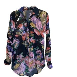 Sace floral open back blouse size small